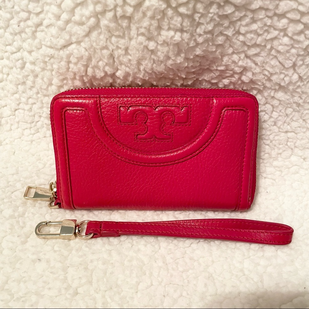 Tory Burch Savannah Wristlet Wallet